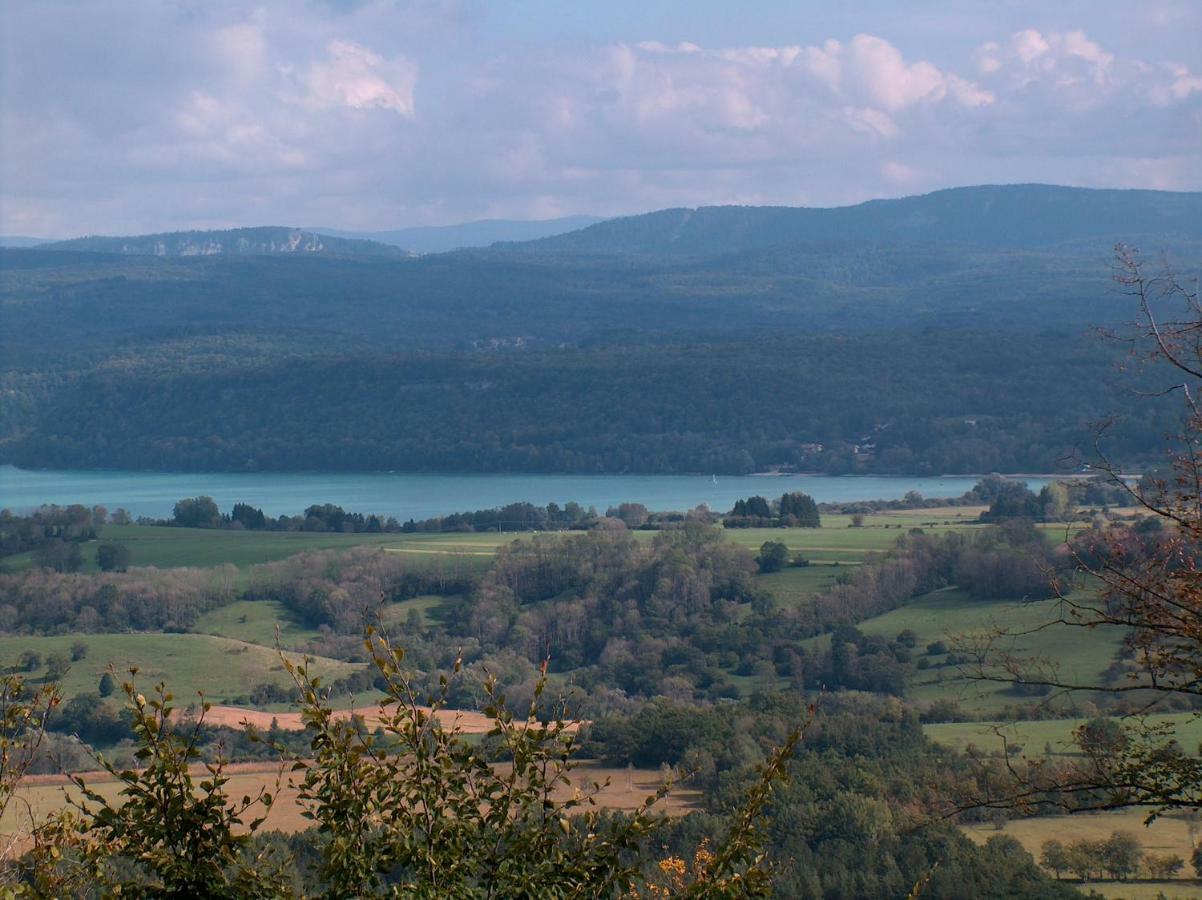 Gite La Janiat Montigny-sur-l'Ain المظهر الخارجي الصورة